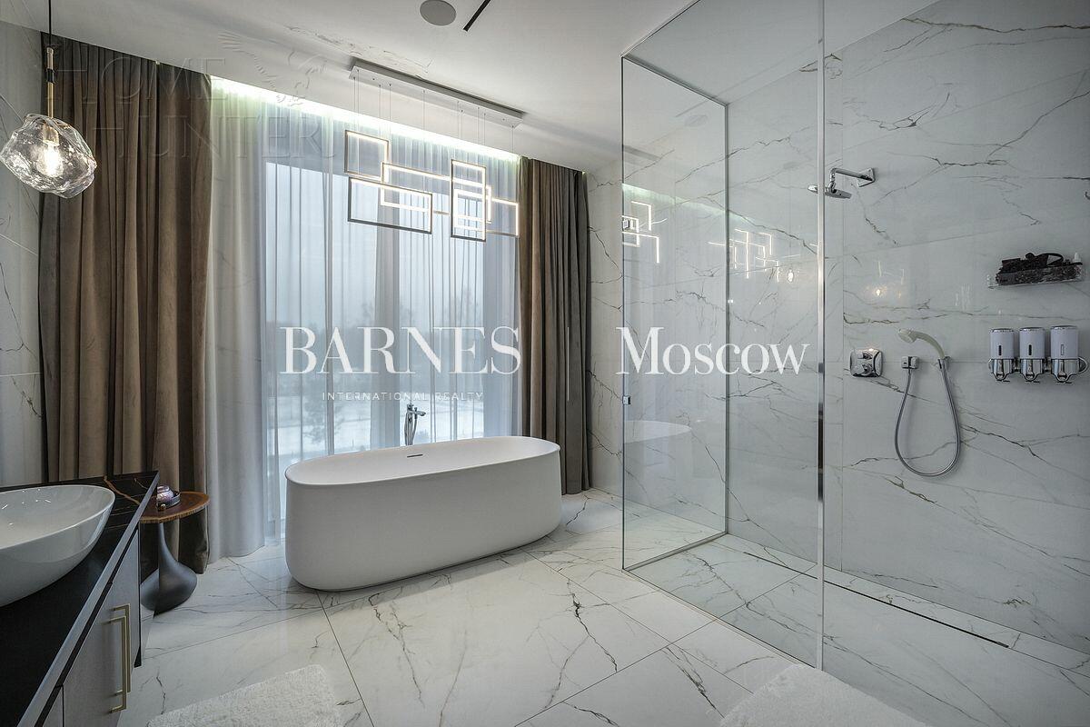 2-этажный коттедж 1 340 м² с отделкой