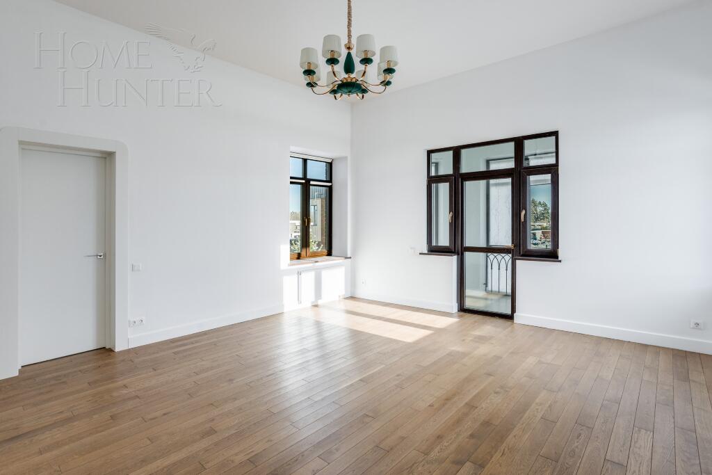 2-этажный коттедж 375 м² с отделкой