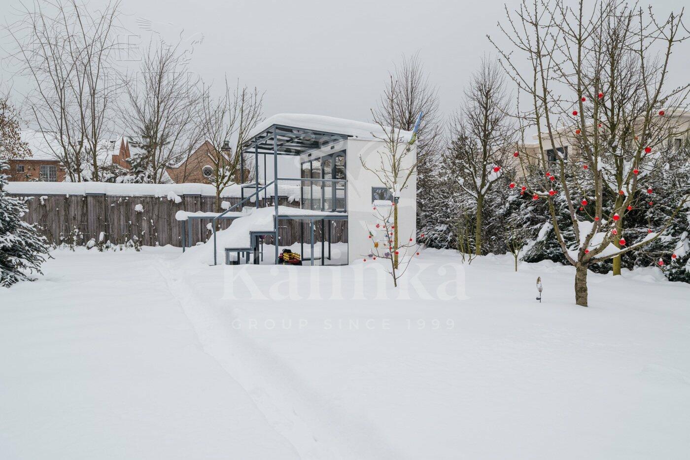 2-этажный коттедж 800 м² с отделкой