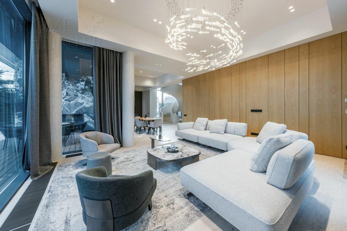 2-этажный коттедж 663 м² с отделкой