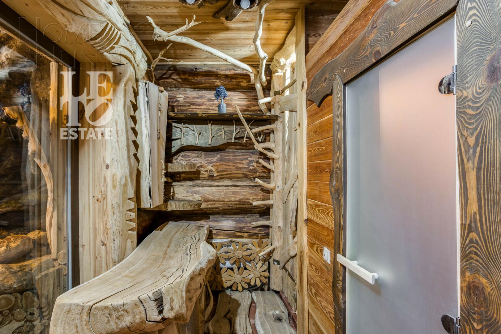 2-этажный коттедж 300 м² с отделкой