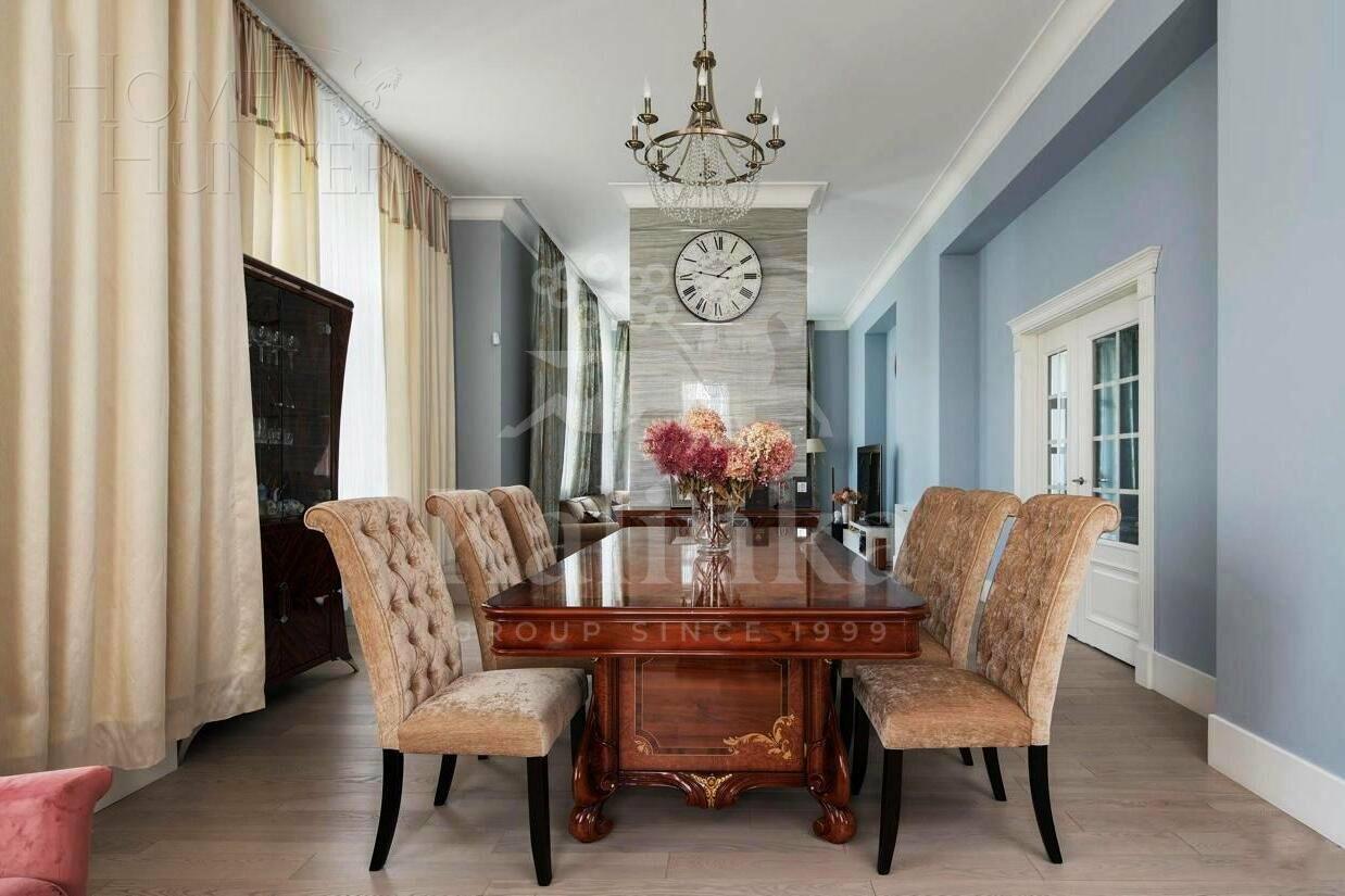 3-этажный коттедж 850 м² с отделкой