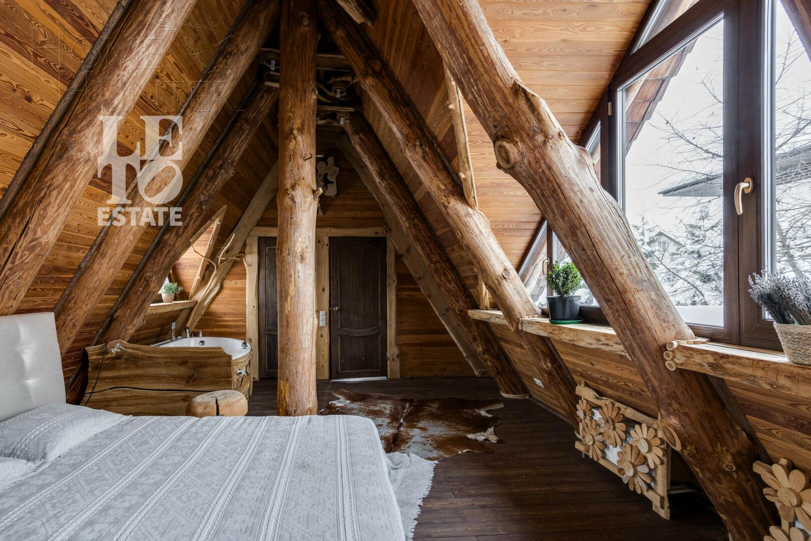 2-этажный коттедж 300 м² с отделкой