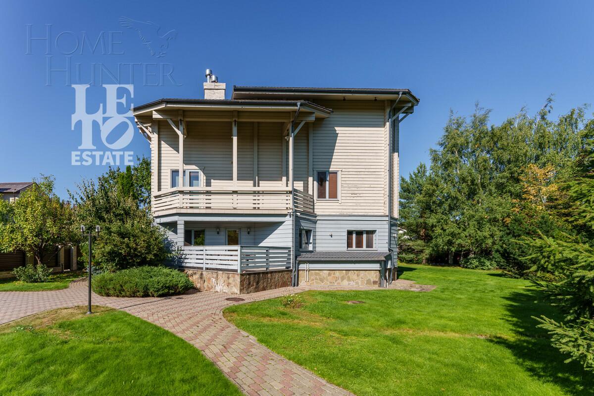 3-этажный коттедж 680 м² с отделкой