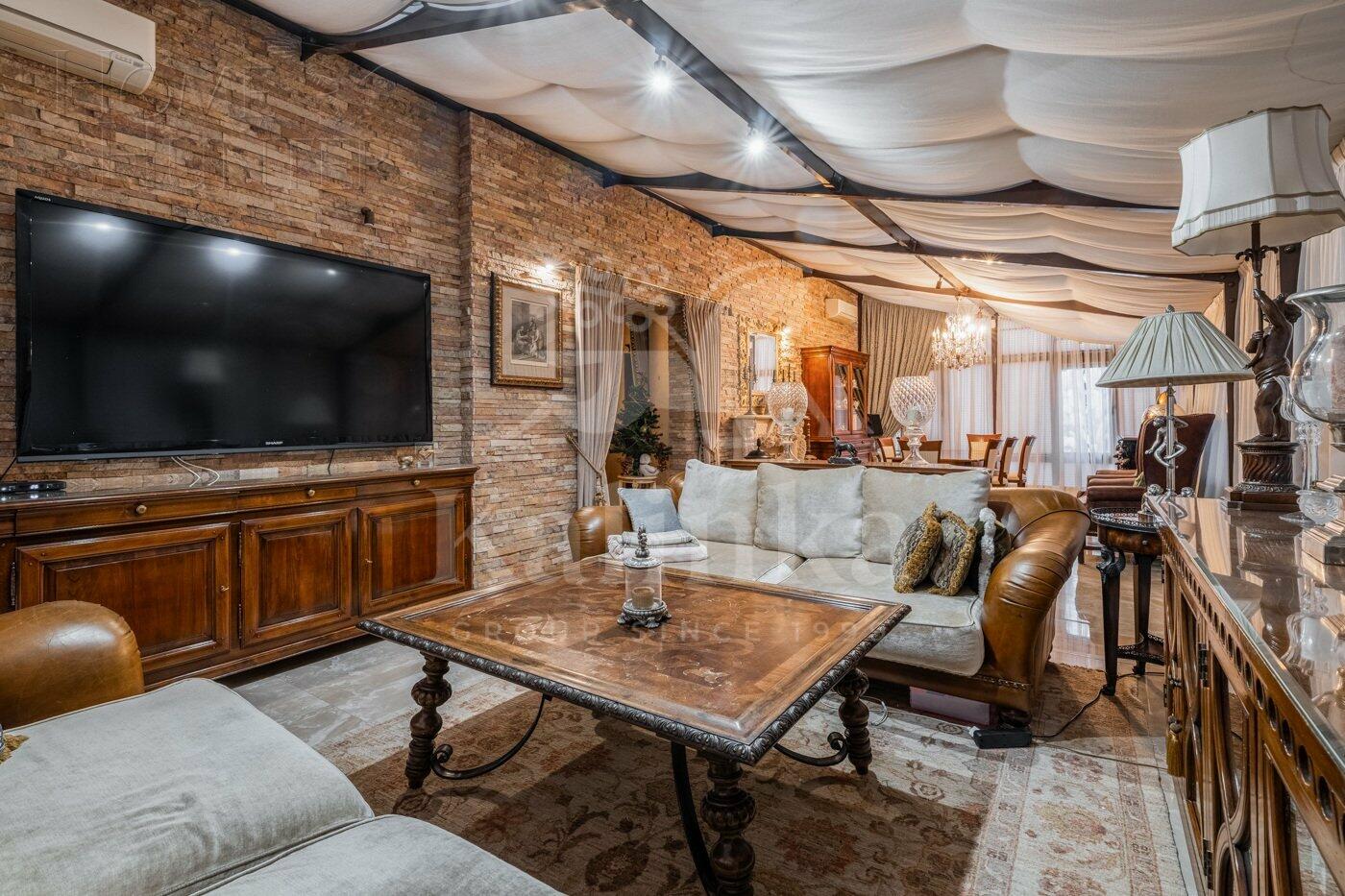 2-этажный коттедж 460 м² с отделкой