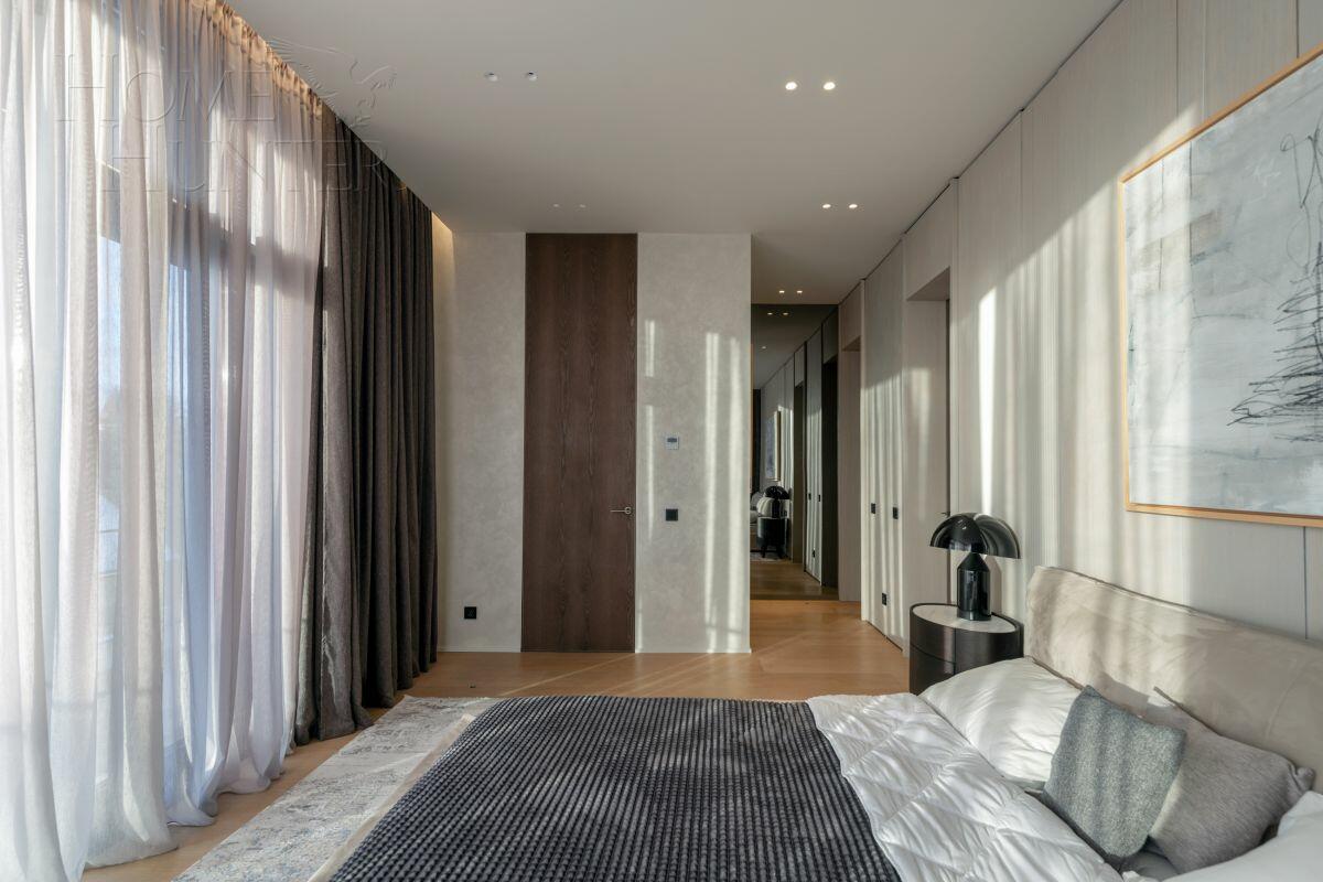 2-этажный коттедж 663 м² с отделкой