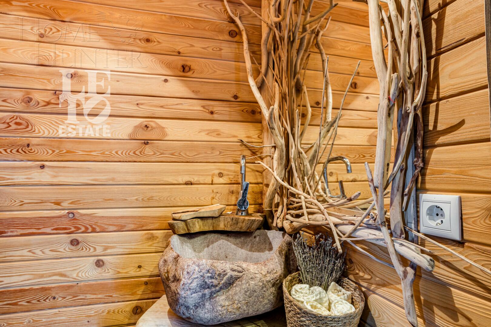 2-этажный коттедж 300 м² с отделкой