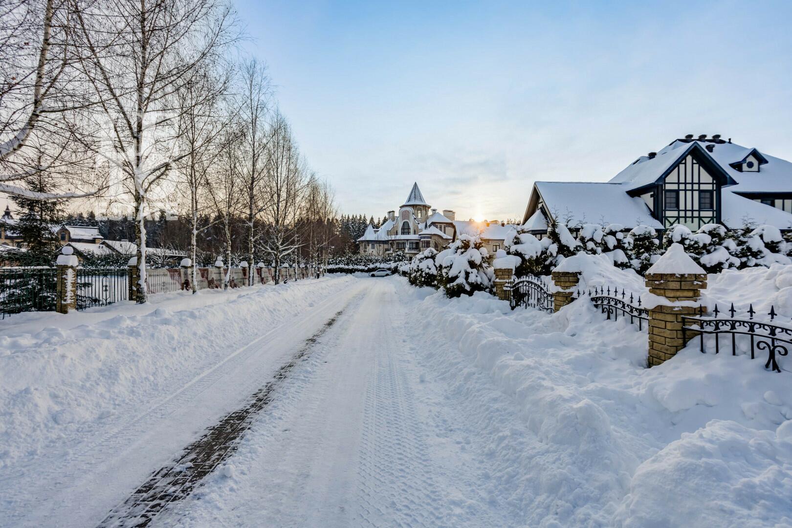 Участок 24 сот. в охраняемом поселке