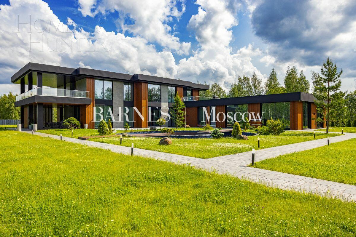 2-этажный коттедж 1 340 м² с отделкой