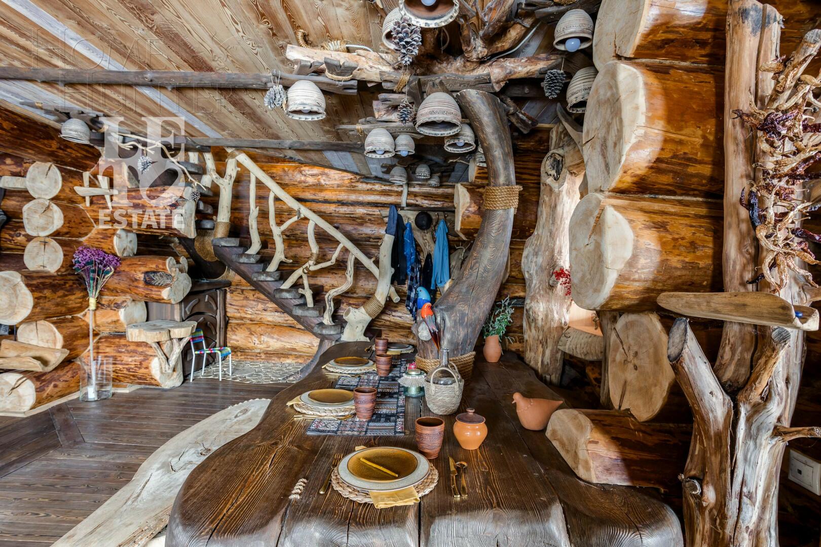 2-этажный коттедж 300 м² с отделкой