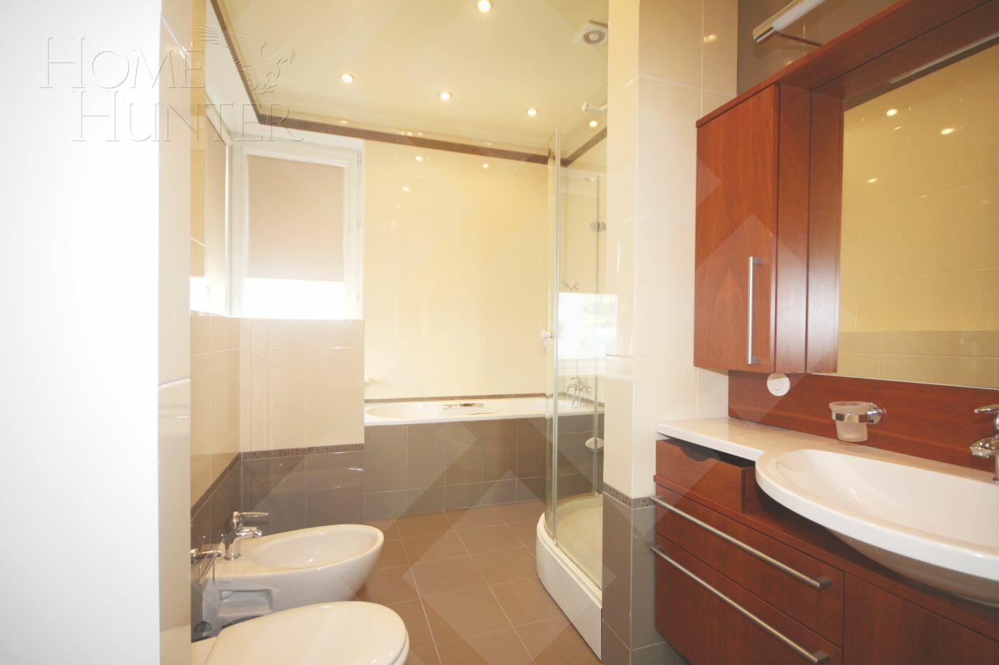 4-КОМН. КВАРТИРА С ОТДЕЛКОЙ 220 М² НА 25 ЭТАЖЕ