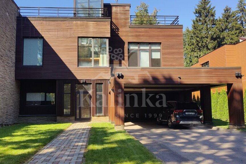 2-этажный таунхаус 361.4 м² с отделкой