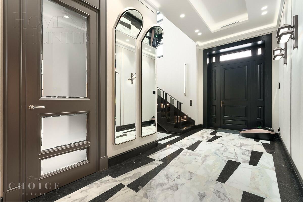 2-этажный коттедж 850 м² с отделкой