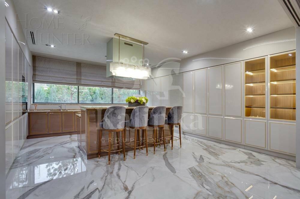 2-этажный коттедж 800 м² с отделкой