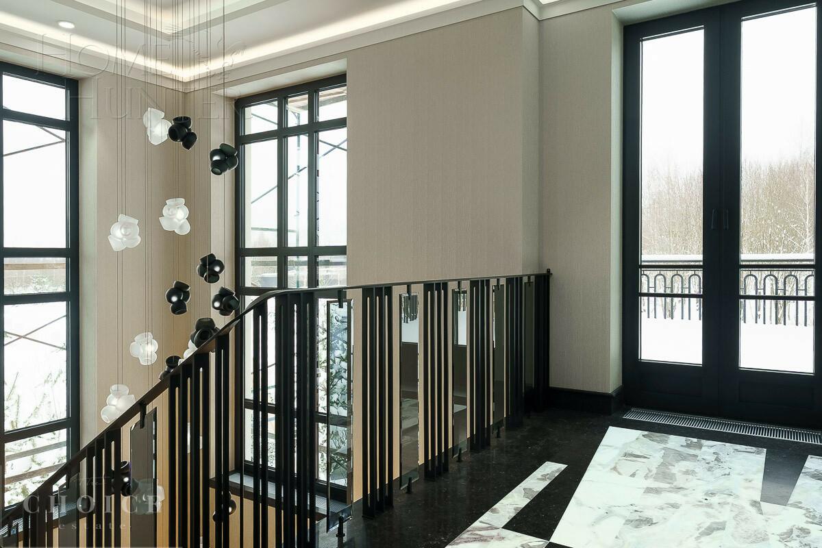 2-этажный коттедж 850 м² с отделкой