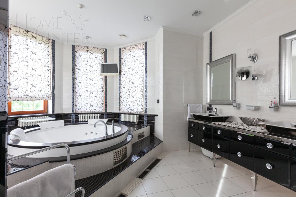 2-этажный коттедж 900 м² с отделкой