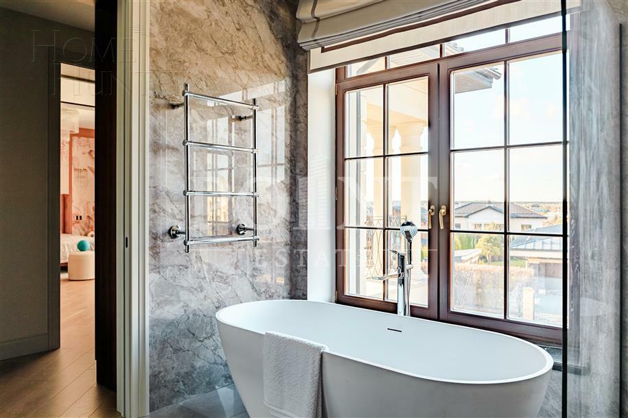 2-этажный коттедж 610 м² с отделкой