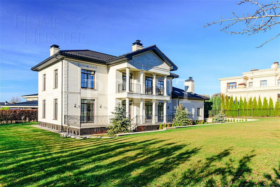 2-этажный коттедж 610 м² с отделкой