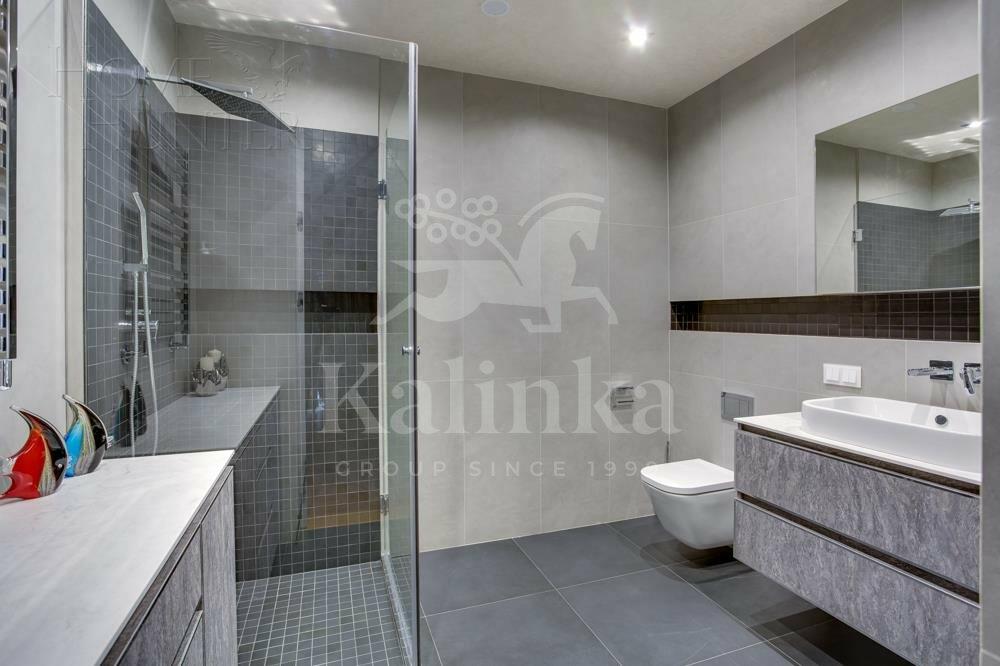 2-этажный коттедж 800 м² с отделкой