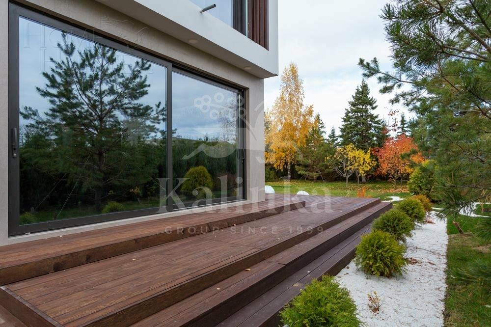 2-этажный коттедж 800 м² с отделкой