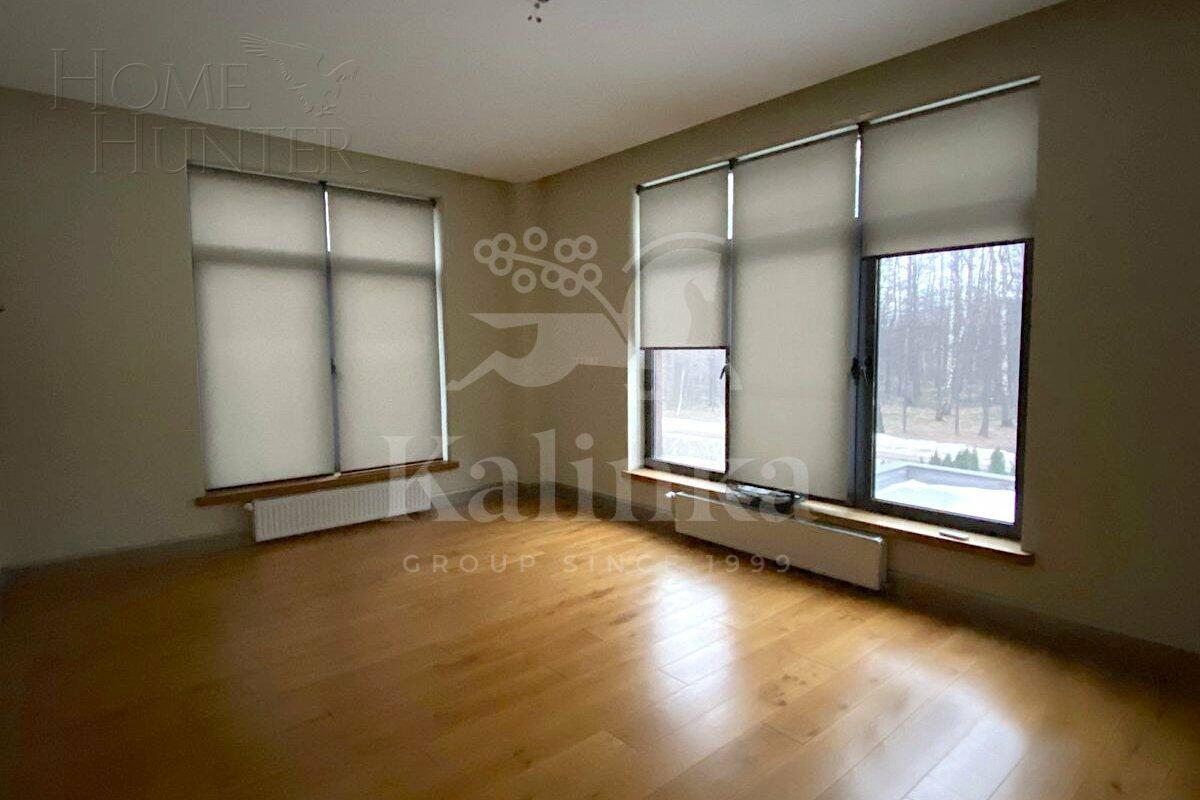 2-этажный таунхаус 361.4 м² с отделкой