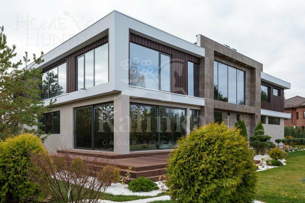 2-этажный коттедж 800 м² с отделкой