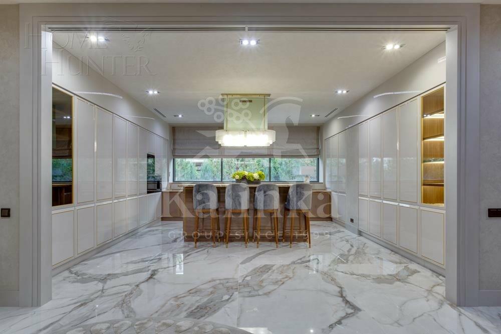 2-этажный коттедж 800 м² с отделкой