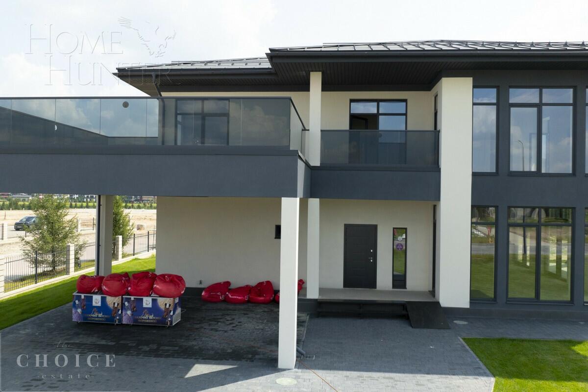 2-этажный коттедж 350 м² без отделки