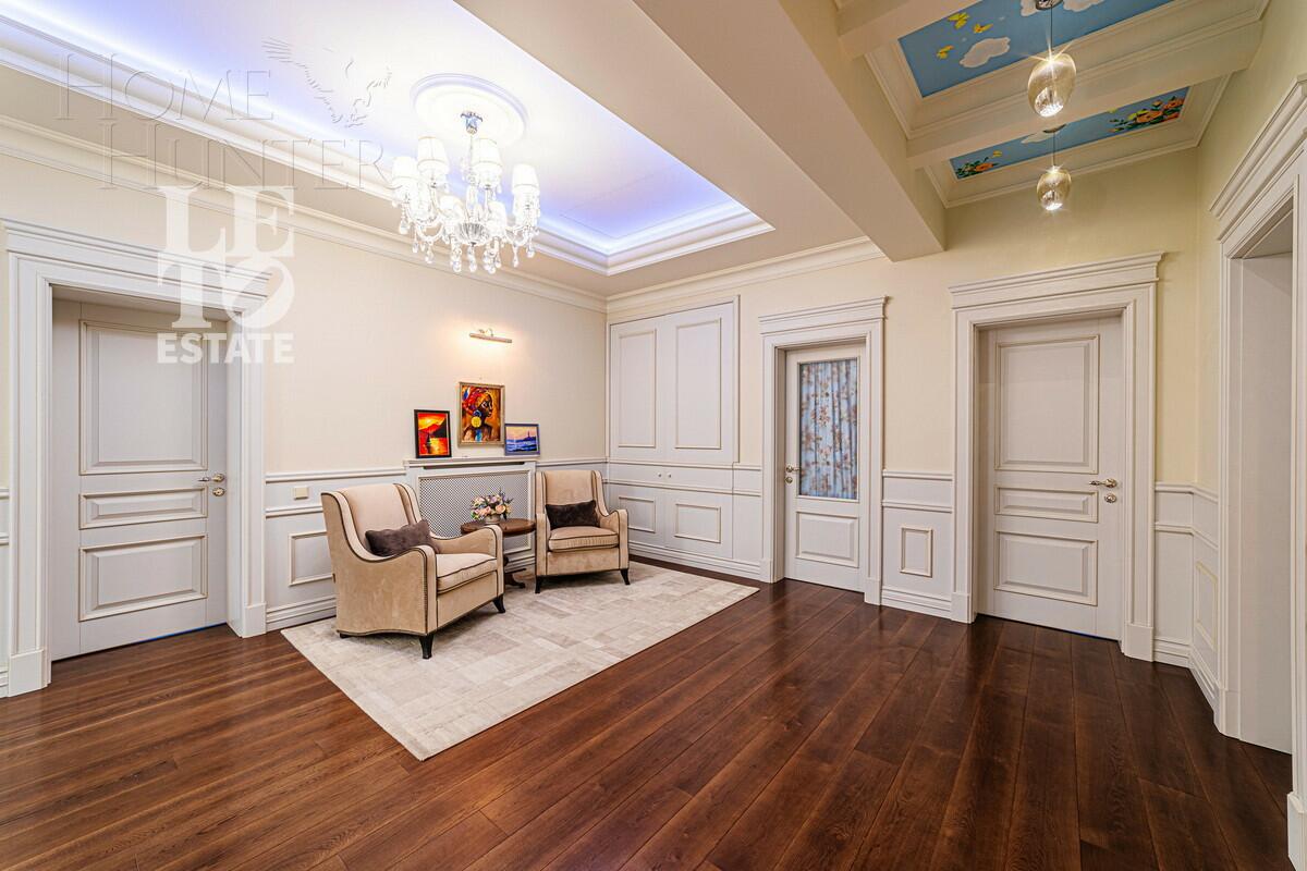 2-этажный коттедж 1 218 м² с отделкой