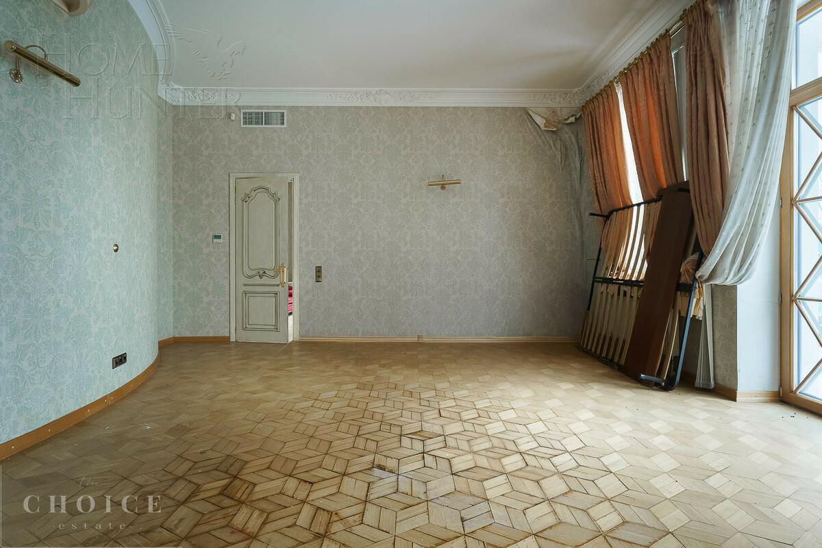 2-этажный коттедж 675 м² с отделкой