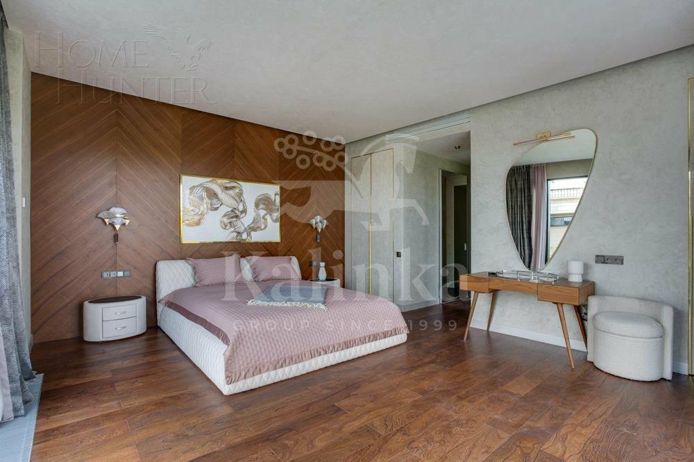 2-этажный коттедж 800 м² с отделкой