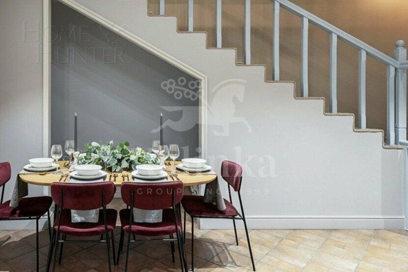 3-этажный таунхаус 251 м² с отделкой