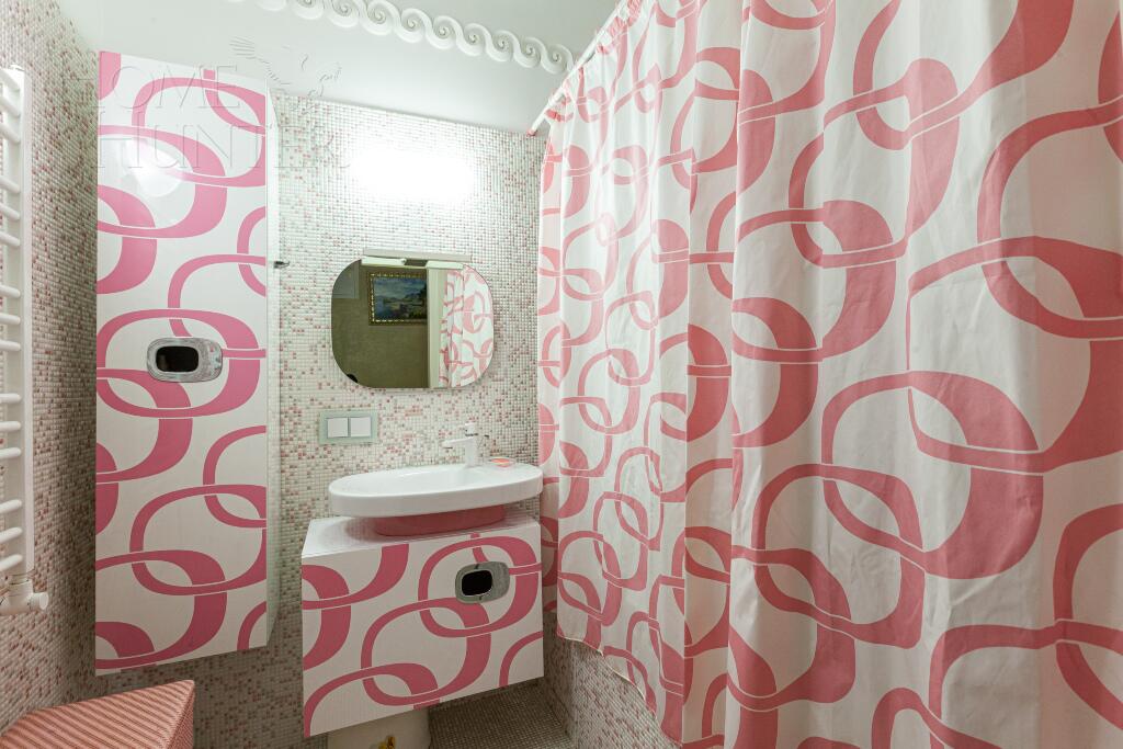 2-этажный коттедж 900 м² с отделкой