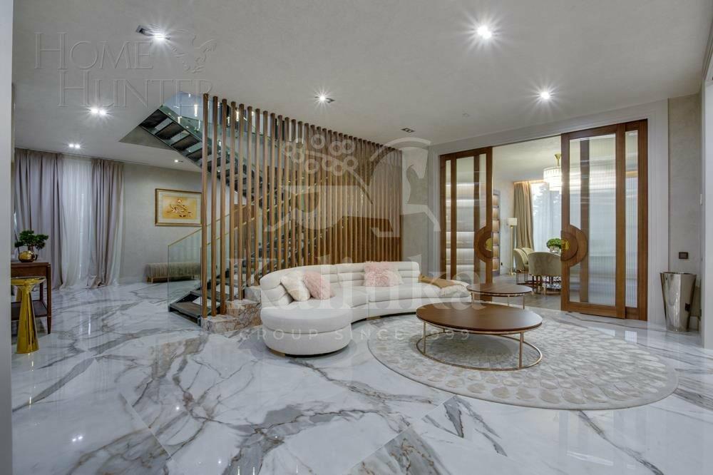 2-этажный коттедж 800 м² с отделкой