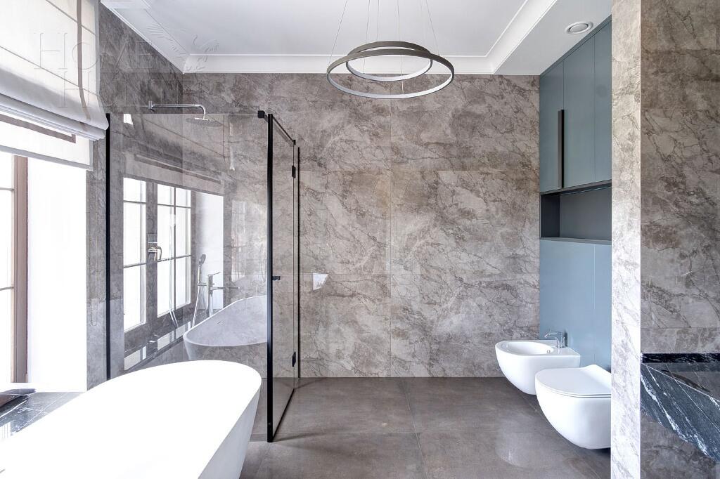 2-этажный коттедж 610 м² с отделкой