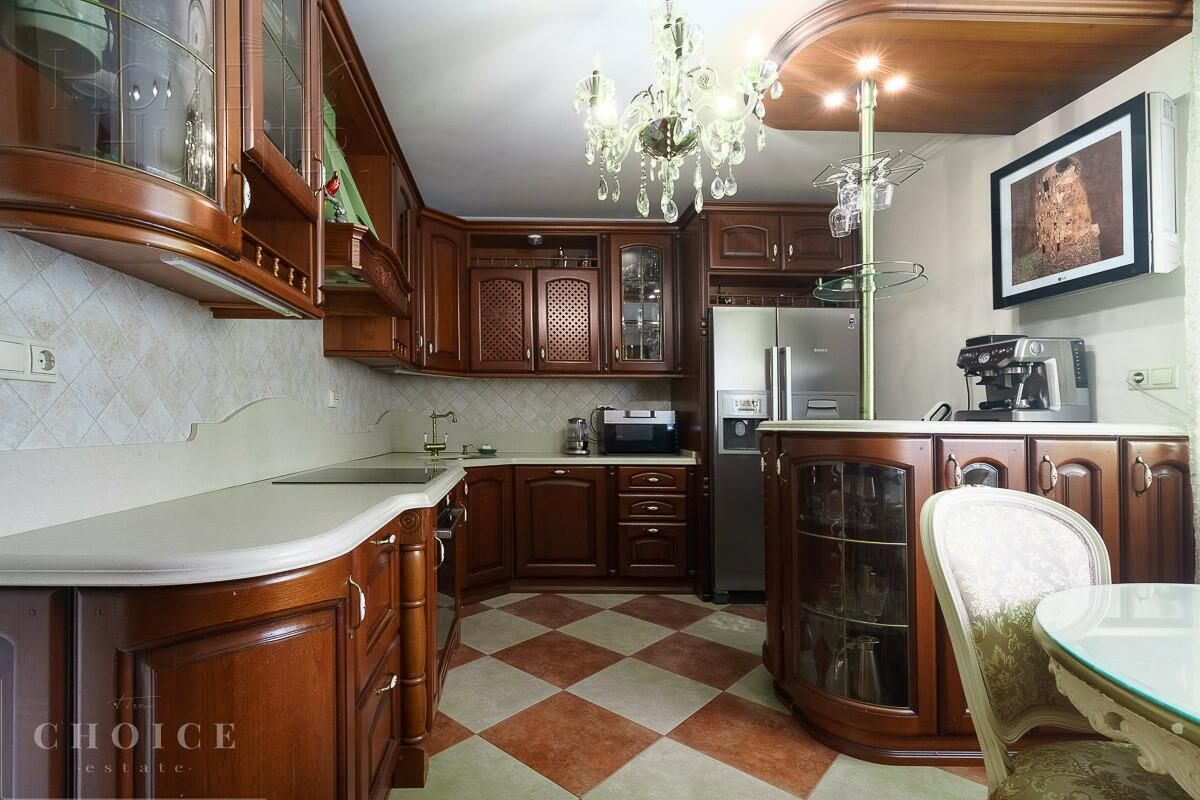 2-этажный коттедж 460 м² с отделкой