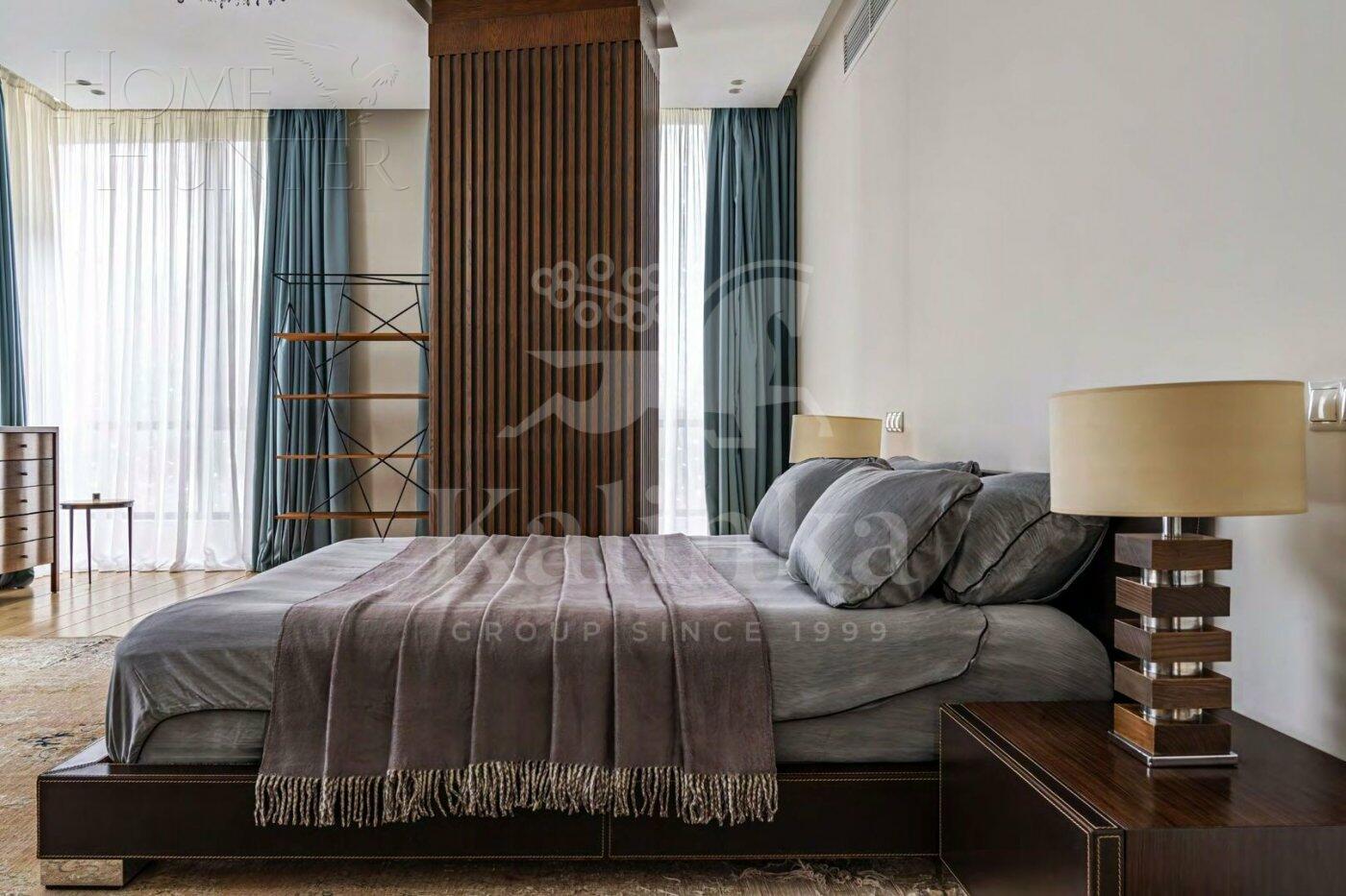 2-этажный коттедж 2 534 м² с отделкой