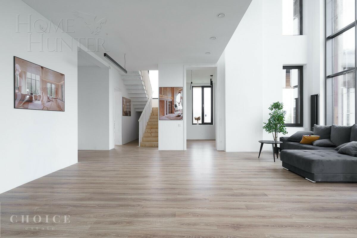 2-этажный коттедж 300 м² с отделкой