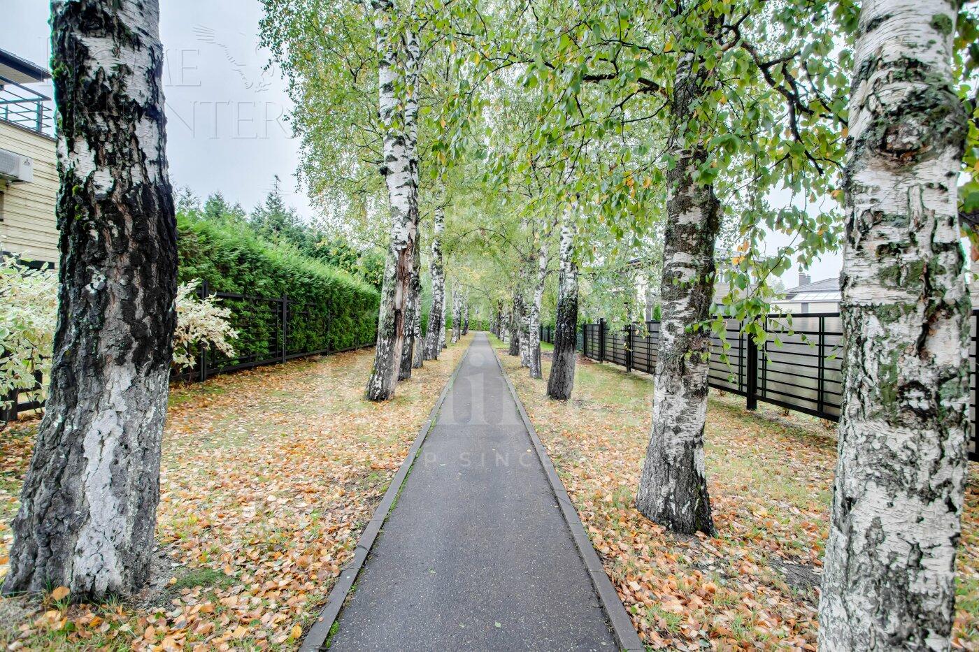 Участок 22.37 сот. в охраняемом поселке