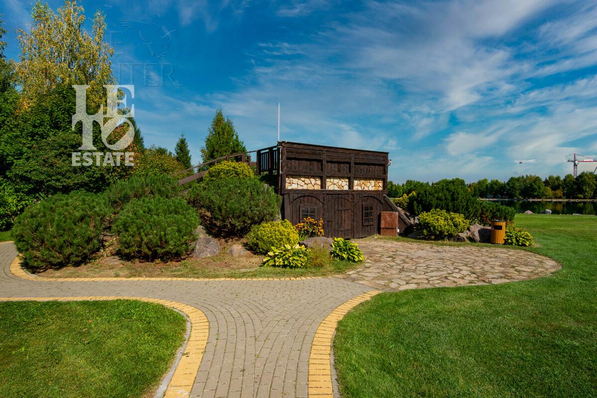 2-этажный коттедж 1 066 м² с отделкой