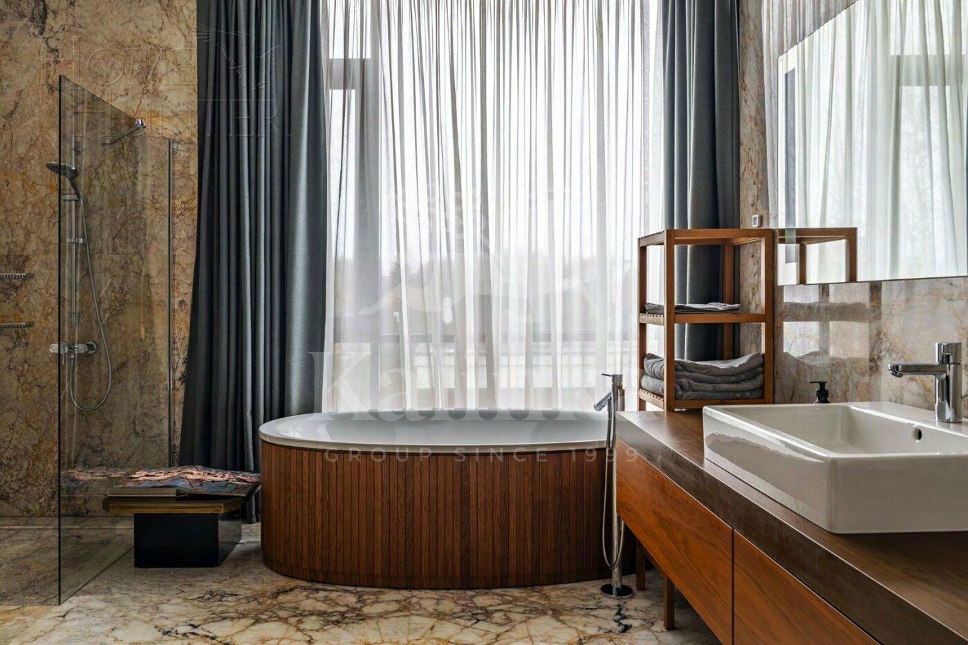 2-этажный коттедж 2 534 м² с отделкой