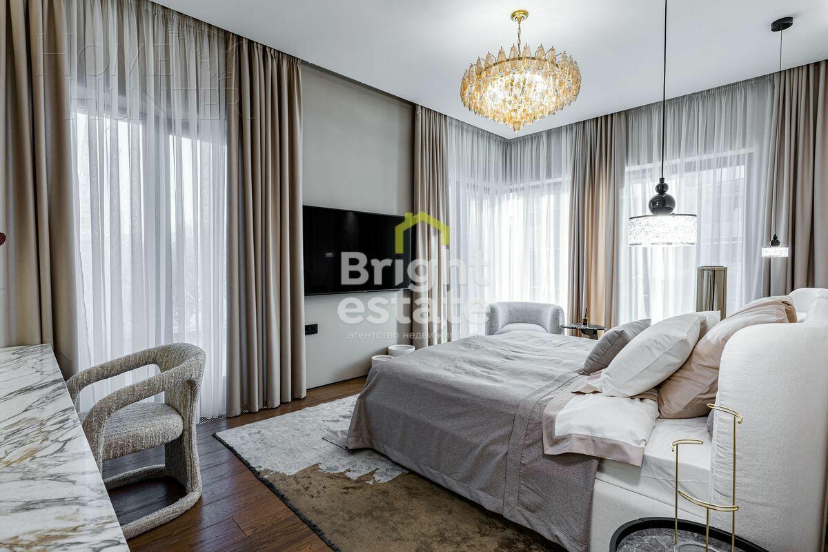 4-КОМН. КВАРТИРА С ОТДЕЛКОЙ 200 М² НА 7 ЭТАЖЕ