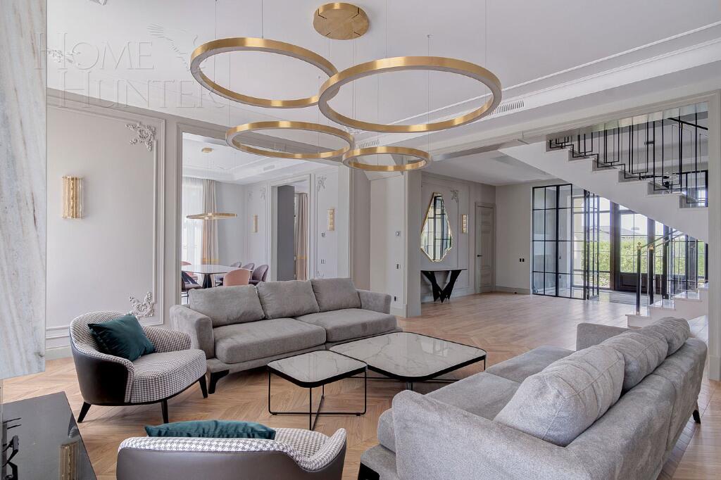 2-этажный коттедж 610 м² с отделкой