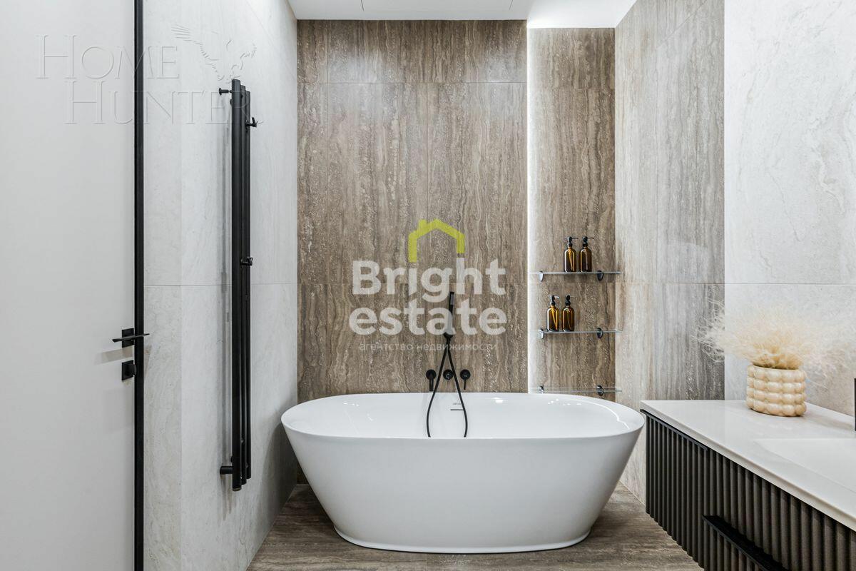 4-КОМН. КВАРТИРА С ОТДЕЛКОЙ 200 М² НА 7 ЭТАЖЕ