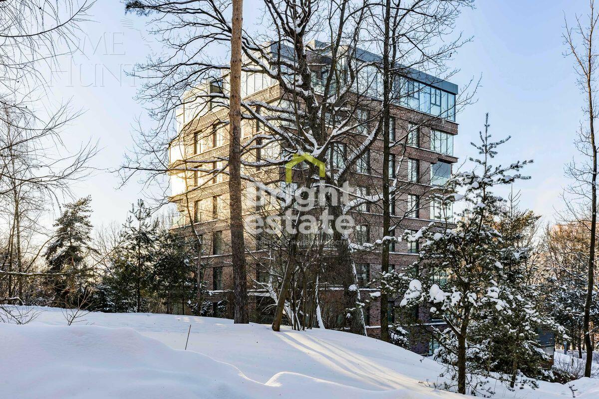 4-КОМН. КВАРТИРА С ОТДЕЛКОЙ 200 М² НА 7 ЭТАЖЕ