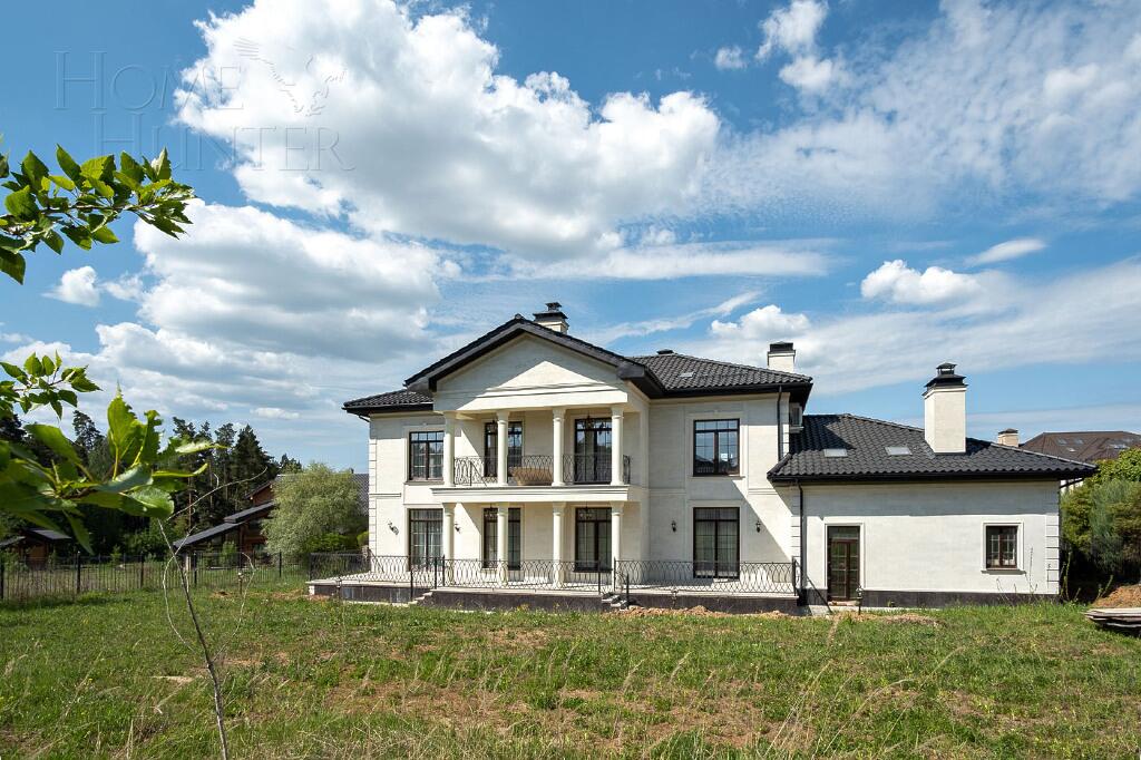 2-этажный коттедж 610 м² с отделкой