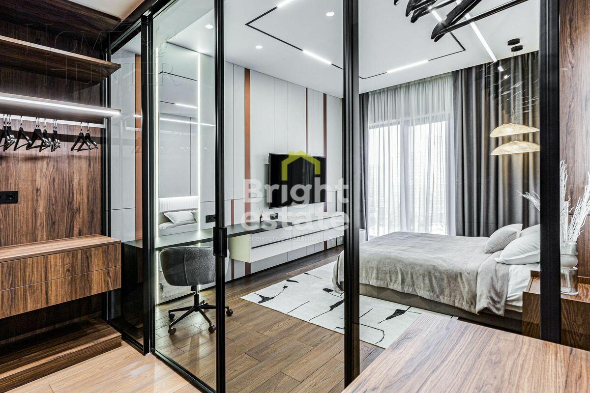 4-КОМН. КВАРТИРА С ОТДЕЛКОЙ 200 М² НА 7 ЭТАЖЕ