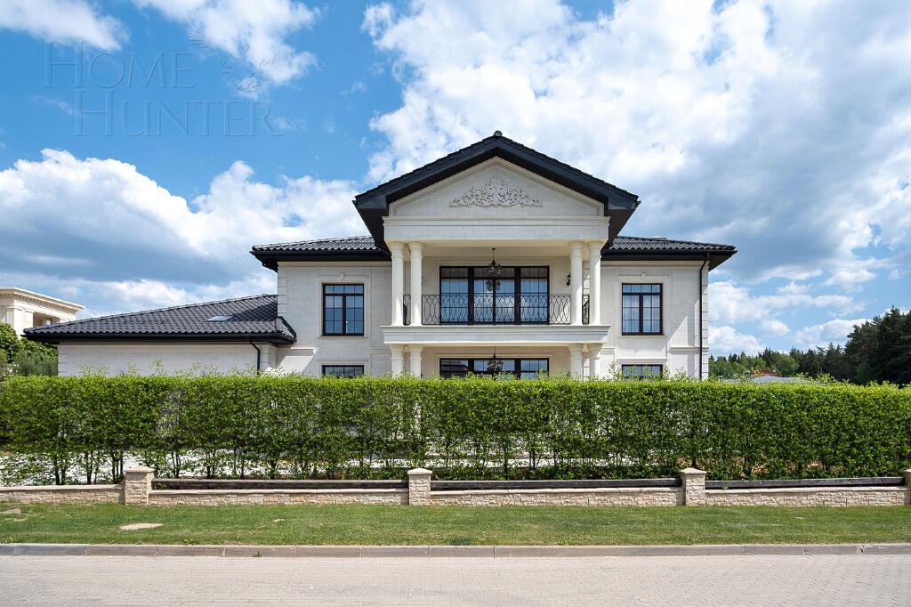 2-этажный коттедж 610 м² с отделкой