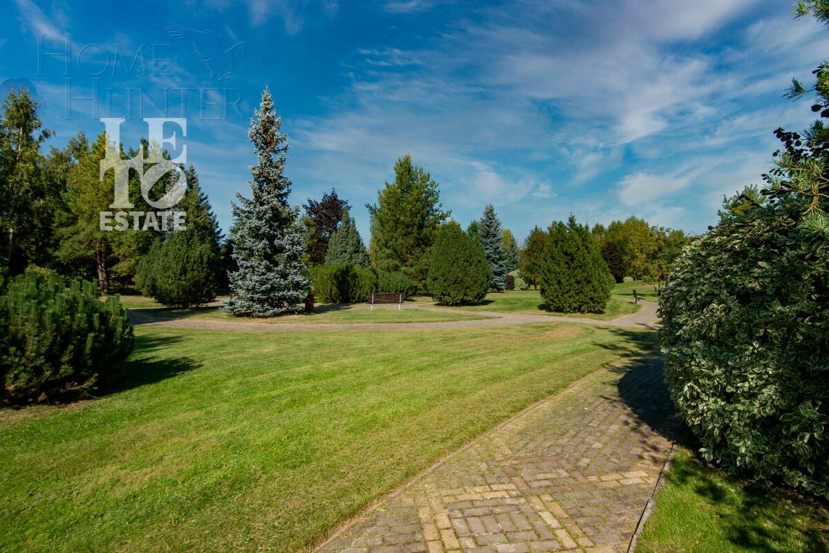 2-этажный коттедж 1 066 м² с отделкой