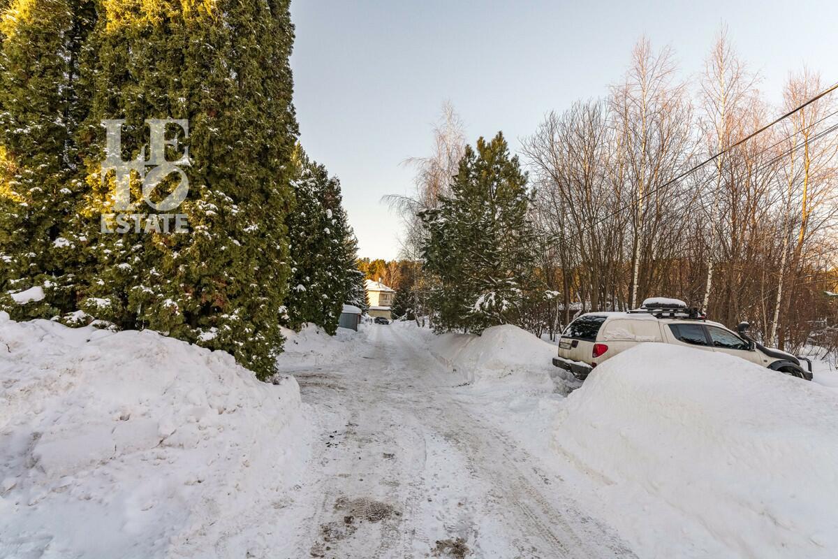 3-этажный коттедж 618 м² с отделкой